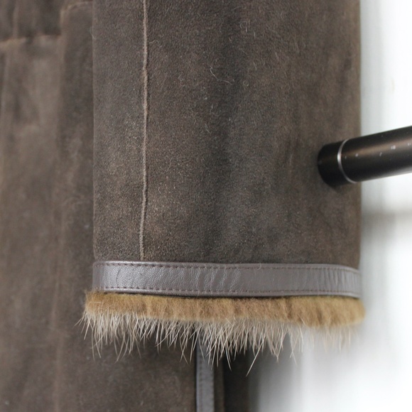 Yves Salomon *Reversible* Sheared Mink/Suede Coat, size 38. *Worn twice* - Picture 15 of 16